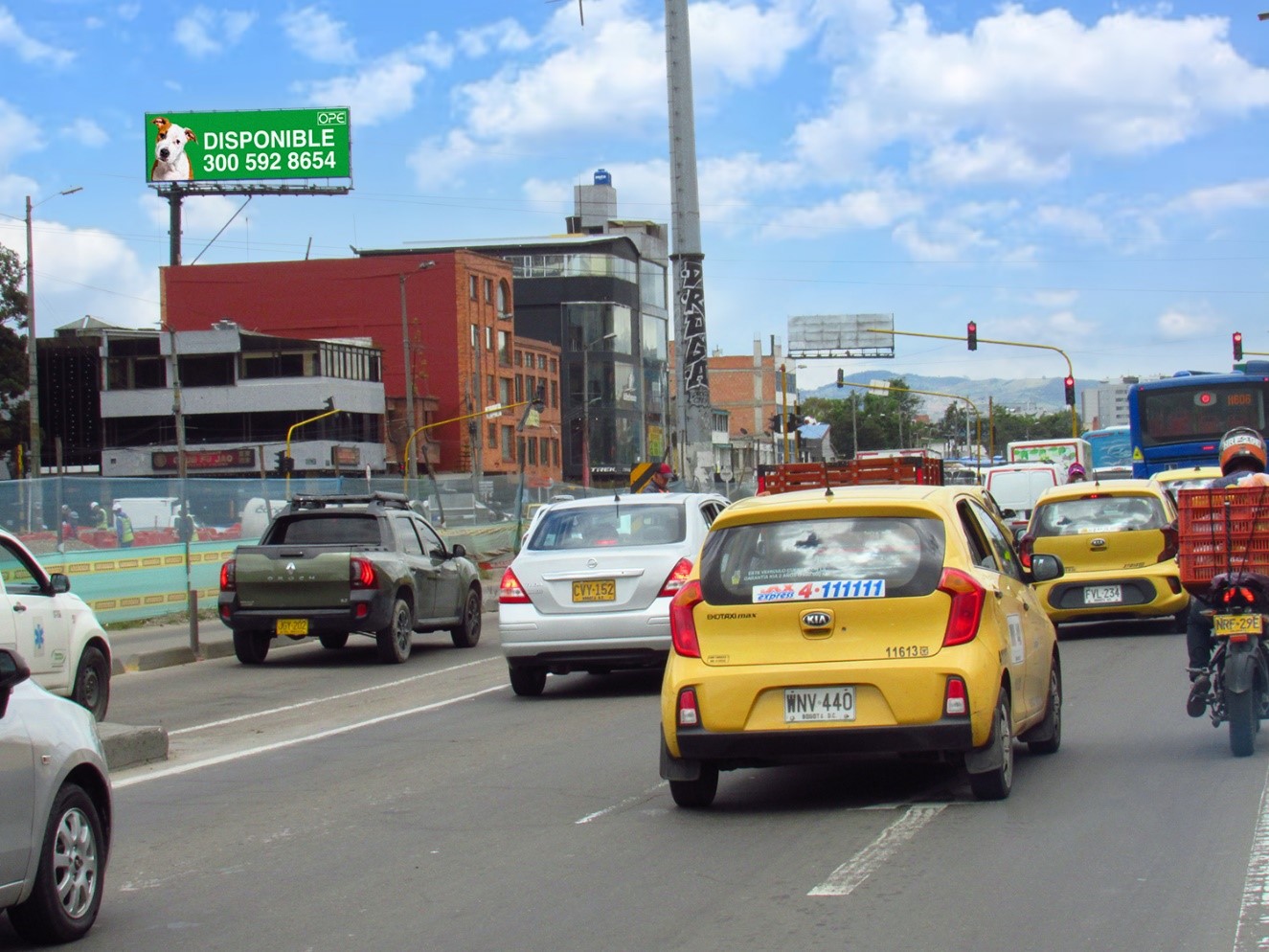 Av. 68 con 46